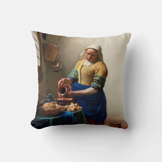 Milkmaid Kitchen Maid von Johannes Vermeer Kissen (Vorderseite)