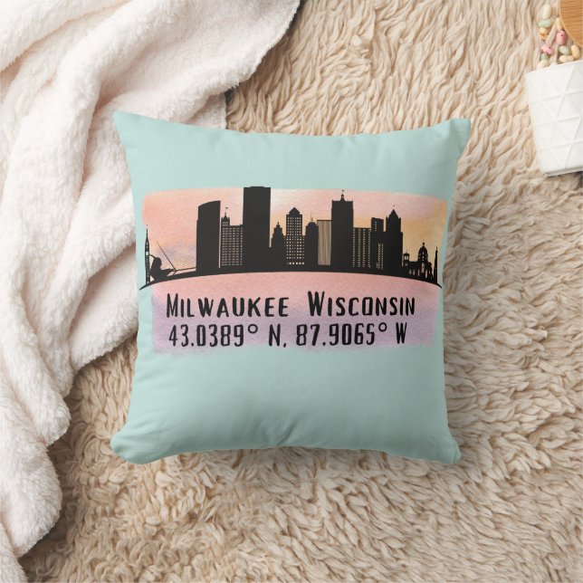 Milwaukee City Skyline Latitude und Länge Kissen (Decke)