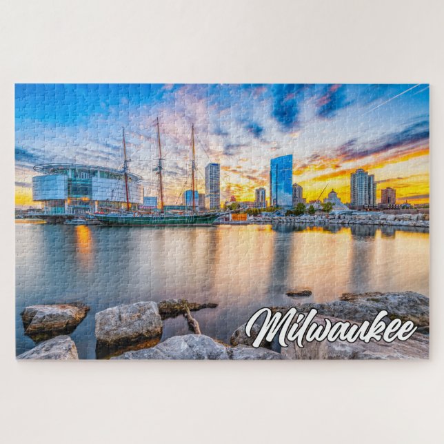 Milwaukee, Wisconsin, USA (Horizontal)