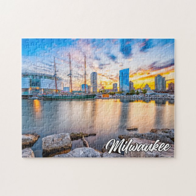 Milwaukee, Wisconsin, USA (Horizontal)