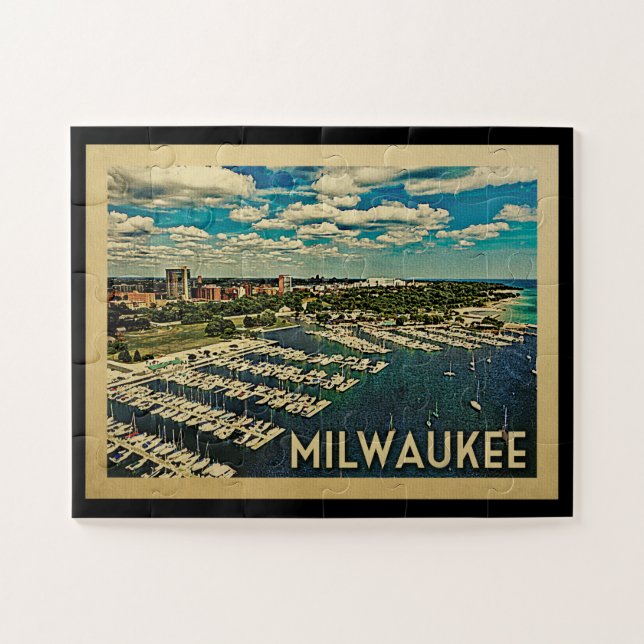 Milwaukee Wisconsin Vintage Travel (Horizontal)