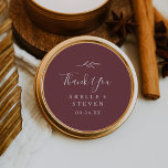 Mindestleaf | Burgund Danke, dass Sie für Aufklebe Runder Aufkleber<br><div class="desc">Diese minimalen Blatt Bordeaux danke Ihnen Gastgeschenk Hochzeit Aufkleber sind perfekt für einen boho Hochzeitsempfang. Das böhmische Design besticht durch eine schlichte grüne Silhouette in dunkelroter Weinfarbe mit klassisch minimalistischem Boho-Stil. Personalisieren Sie die Aufkleber mit Ihren Namen, dem Ereignis (falls zutreffend) und dem Datum. Diese Aufkleber können für Hochzeitsempfang, Brautparty...</div>