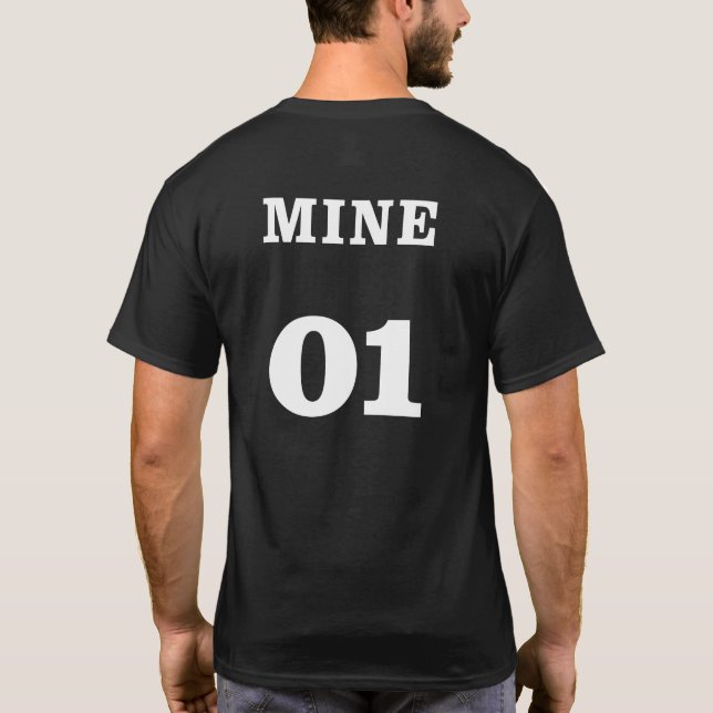 MINE 01. MINE 02. T-Shirt (Rückseite)