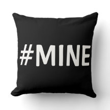 #MINE SCHWARZES U. WEISSES KISSEN