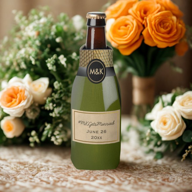 Mini Champagne Wedding Flasche Cooler Flaschenkühler (Just add your wedding hashtag and date to this cute mini bottle cooler)