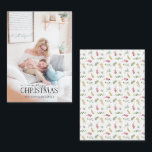 Mini Gold Winter Greenery Frohe Weihnachtsfeier Fo Mitteilungskarte<br><div class="desc">Suchen Sie eine schöne und einzigartige Urlaubskarte, die Sie in diesem Jahr an Ihre Freunde und Familie schicken können? Schauen Sie sich nur unsere Mini Gold Winter Greenery Frohe Weihnachts Foto Note Card! Diese schlichte und elegante 3.5x2.5-Karte verfügt über Ihr liebstes, helles Foto, überlagert mit "Frohe Weihnachten" in einem beliebten...</div>