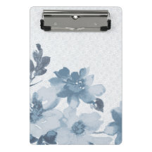 Subtle Indigo Bloom - Soft Elegance de Kraalikaa