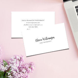 Minimal anspruchsvolle Schwarz-weiße Kalligrafie-C Visitenkarte