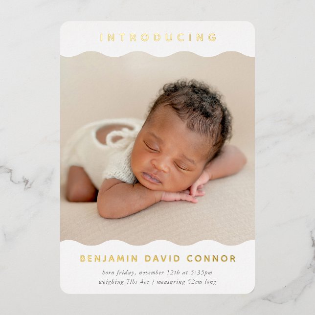 MINIMAL BABY FOTO Einfache Einführung der Wave Edg Folieneinladung (Vorderseite)