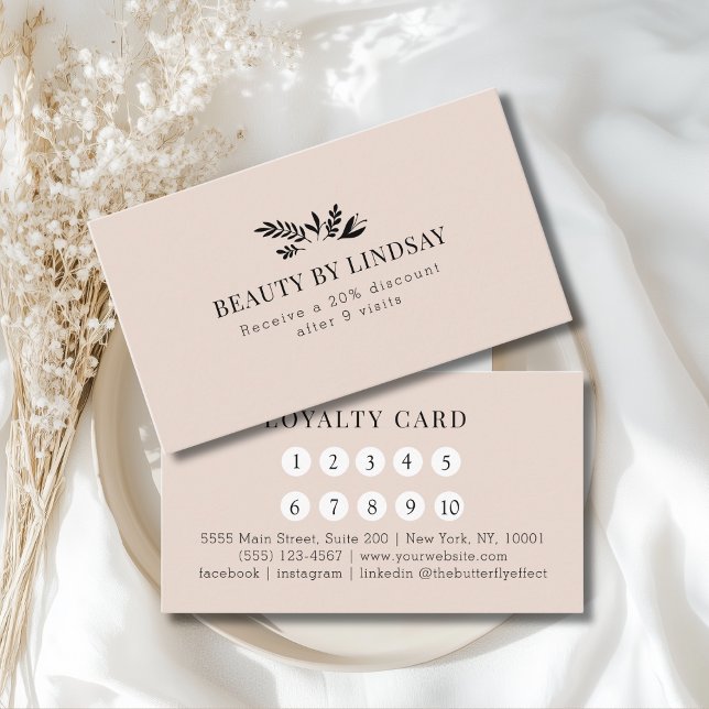 Minimal Beige Botanical Salon Loyalty Visitenkarte (Minimal Beige Botanical Custom Salon Loyalty Business Card)