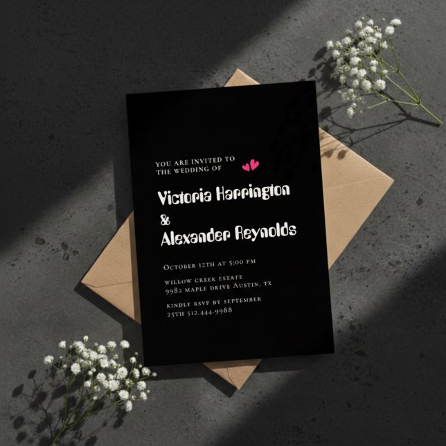 Minimal Black Wedding Typography Invitation (Créateur téléchargé)