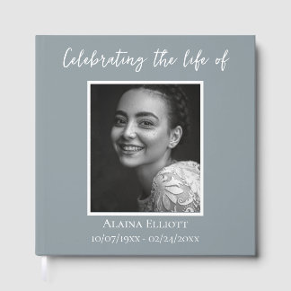 Minimal Celebration of Life Photo Custom Funeral  Gästebuch