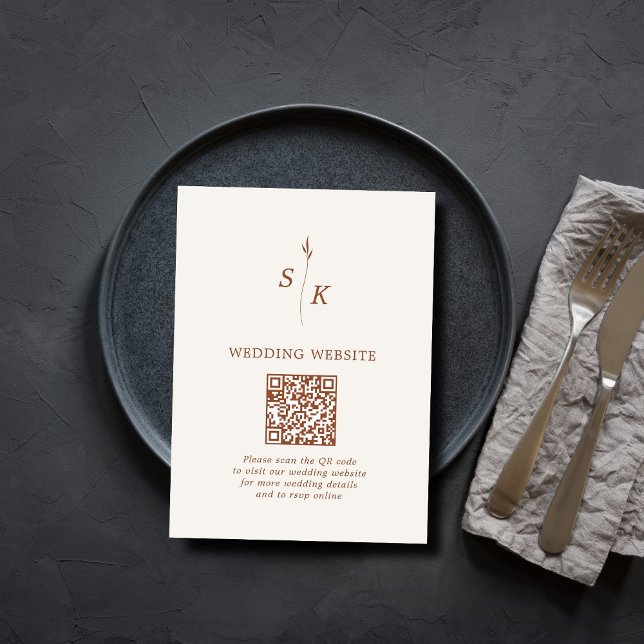 Minimal Chic Leaf Monogram Wedding Website QR Code Begleitkarte (Von Creator hochgeladen)