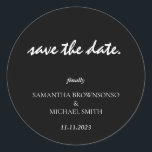 Minimal Clean Black Script endlich Save the Date Runder Aufkleber<br><div class="desc">Minimal Clean Black Script endlich Save the Date</div>