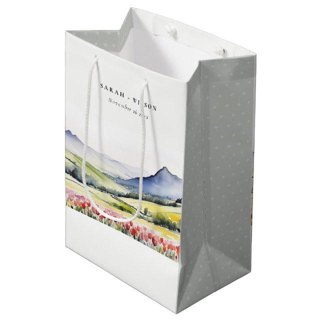 Minimal Country Spring Blumenlandschaft Hochzeiten Mittlere Geschenktüte (Vorderseite Schrägansicht)