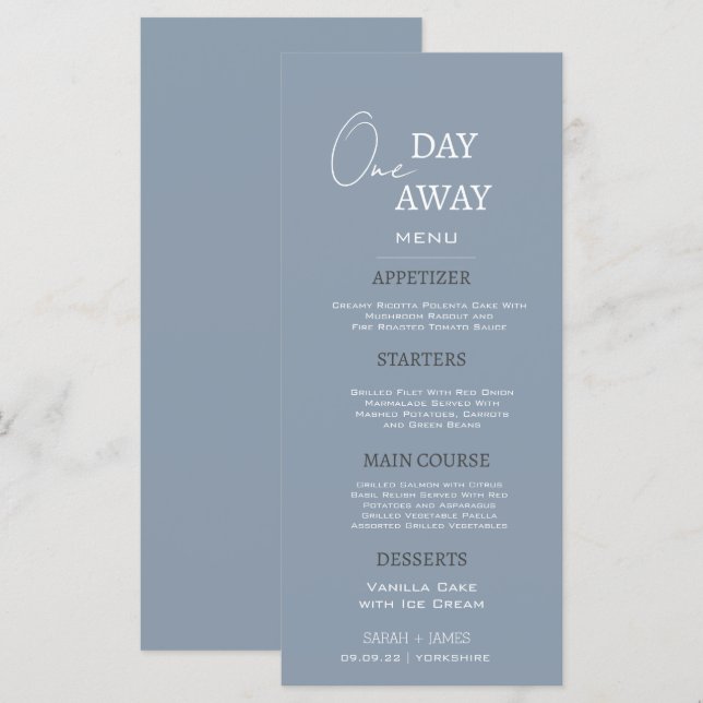 Minimal Dusty Blue One Day Away Probe Dinner Menükarte (Vorne/Hinten)