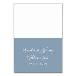 Minimal Dusty Blue Script Individuelle Name Platzk Tischnummer