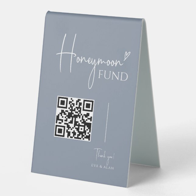 Minimal Dusty Blue Wedding Honeymoon Fund QR Code Tischaufsteller (Vorderseite)