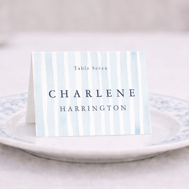 Minimal Dusty Blue Wedding Place Card  Tischnummer (Von Creator hochgeladen)
