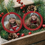 Minimal Elegant Zwei-Foto Collage halten Red Keramik Ornament<br><div class="desc">Feiern Sie Ihre Erinnerungen mit unserem wunderschönen und eleganten Foto der Keramik. Dieses exquisite Ornament erlaubt es Ihnen, es mit zwei Ihrer Lieblings-Fotos zu personalisieren - einem vorne und einem hinten - und so einen einzigartigen und unvergesslichen Sake zu schaffen. Jedes Foto ist mit einem Namen geschmückt, der in einem...</div>