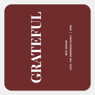 Minimal ERFÜLLT   Deep Red Holiday Quadratischer Aufkleber