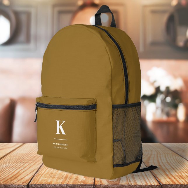 Minimal Gold Elegant Anspruchsvolles Luxe Monogram Bedruckter Rucksack (Von Creator hochgeladen)