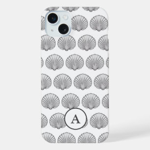 Minimal Gray Monogramed Seashell Pattern iPhone 15 Plus Hülle