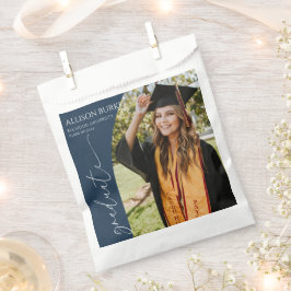 Minimal Minimalist Photo Arch Graduation Geschenktütchen