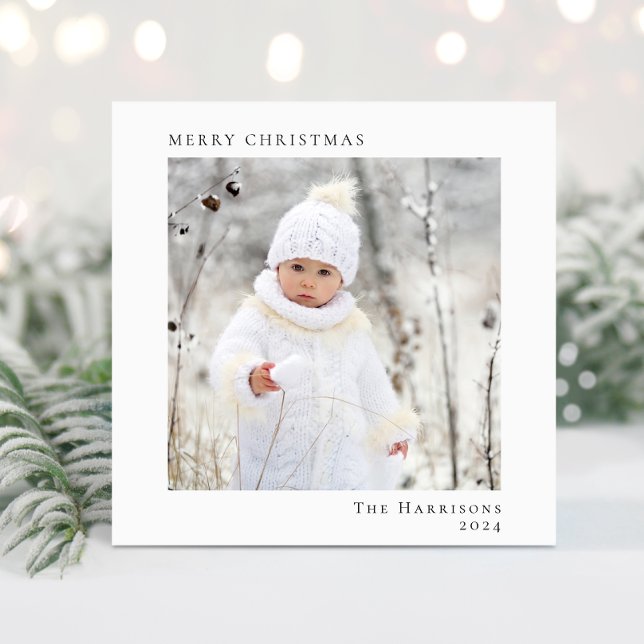 Minimal Modern Frohe Weihnachten Foto (Share the love and warmth of the season with your personalized photo Christmas card)
