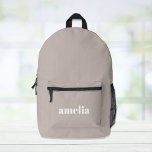 Minimal Modern Taupe Monogram Name Bedruckter Rucksack<br><div class="desc">Minimal moderner personalisierter boho taupe Rucksack mit Ihrem Monogramm-Namen oder Initialen in einem fett weißen Schriftart.</div>