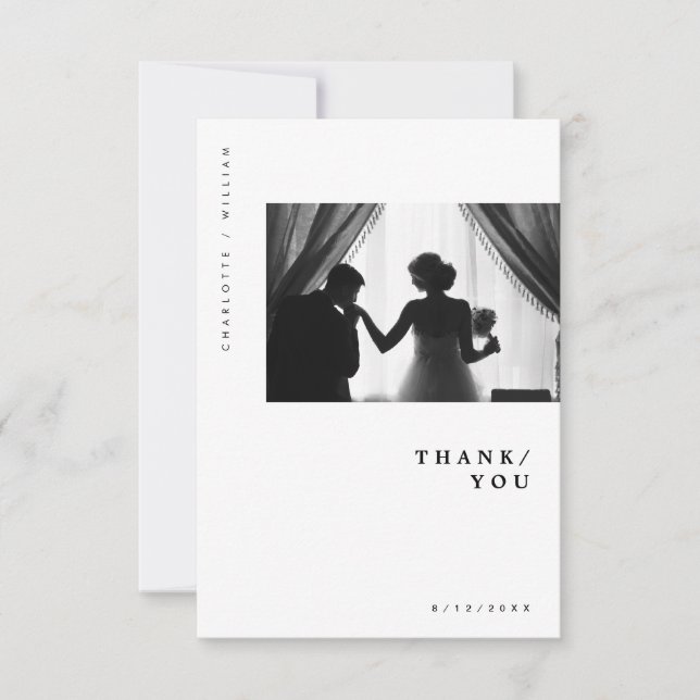 Minimal Moderne schicke Typografie Foto Hochzeit Dankeskarte (Vorderseite)