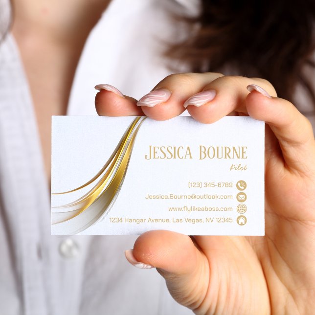 Minimal Moderner Beruflicher QR Code Gold Visitenkarte (Von Creator hochgeladen)