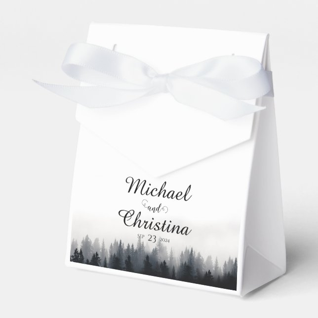 Minimal neblig Fichtenwald Naturhochzeit Geschenkschachtel (Vorderseite)