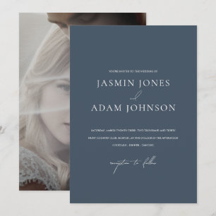 Minimal Royal Blue Opulence Monogram Foto Wedding Einladung