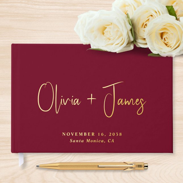 Minimal Script Foto Burgundy Wedding Gästebuch (Von Creator hochgeladen)