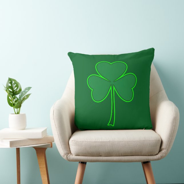 Minimal Shamrock St Patrick’s Day Shirt – almofada Kissen (Stuhl )