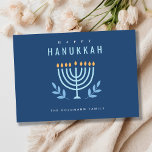 Minimal Simple Blue Menorah Candles Happy Hanukkah Feiertagskarte<br><div class="desc">Wenn Sie weitere Anpassungen benötigen,  schreiben Sie mir bitte an yellowfebstudio@gmail.com.</div>
