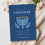 Minimal Simple Blue Menorah Candles Happy Hanukkah Feiertagskarte<br><div class="desc">Wenn Sie weitere Anpassungen benötigen,  schreiben Sie mir bitte an yellowfebstudio@gmail.com.</div>