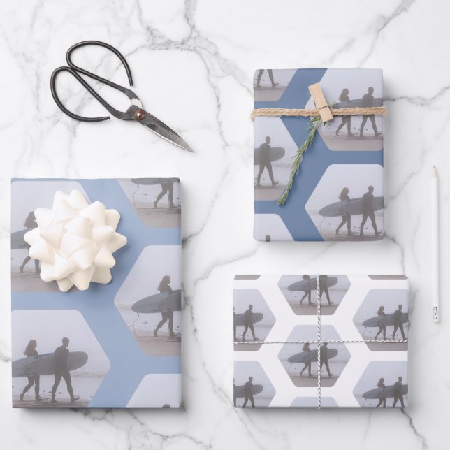 Minimal Surfer Couple Dusty Blue Geschenkpapier Set (Vorderseite)