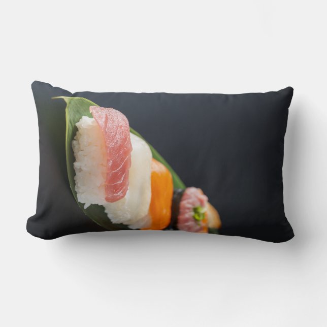 Minimal Sushi Art Cushion – Japanese Essence Lendenkissen (Vorderseite)