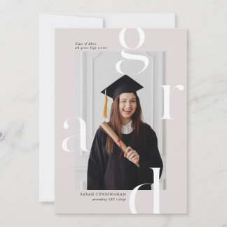 Minimal Typografy Abschluss Announcement Cards Einladung