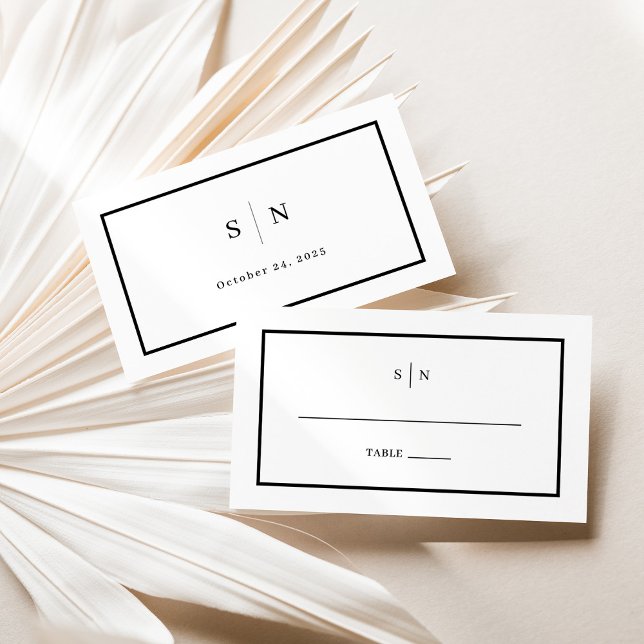Minimal und Chic | Schwarz-Weiß-Hochzeitsflat Platzkarte (A chic, minimalist wedding place card in black and white with your monogram)