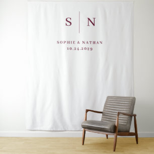 Minimale Chic Weiße und Burgunderrote Monogramm-Ho Wandteppich
