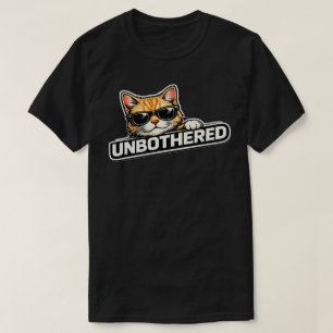 Minimale Design für unbeeindruckte Katzenstimmung T-Shirt