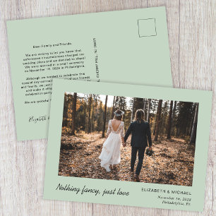 Minimale Elopement Foto Sage Green Ankündigungspostkarte