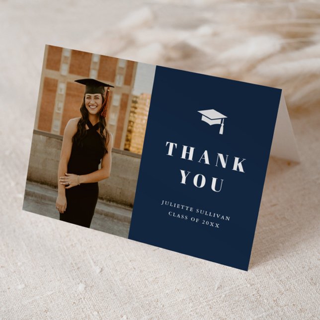 Minimale Foto-Graduationspartei Dankeskarte (Minimal type photo graduation thank you cards. 
)
