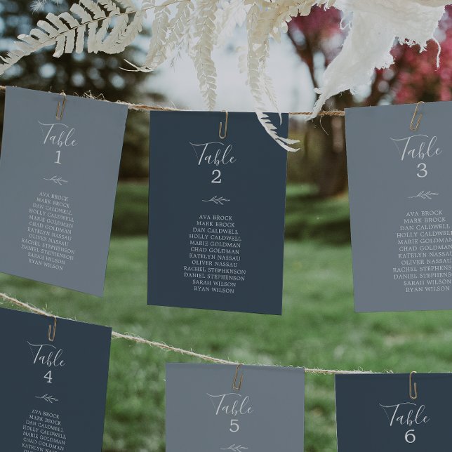 Minimale Leaf Slate Blue Hanging Seating Chart Car (Von Creator hochgeladen)