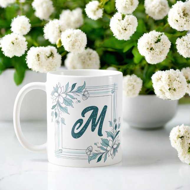 Minimale moderne bläserne weiße und grüne Monogram Kaffeetasse (Von Creator hochgeladen)