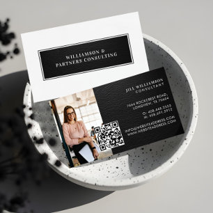 Minimale moderne elegante schwarze Leder-Foto-QR-C Visitenkarte