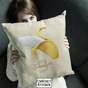 Minimale moderne Monogramm Name Crochet Banana Kissen